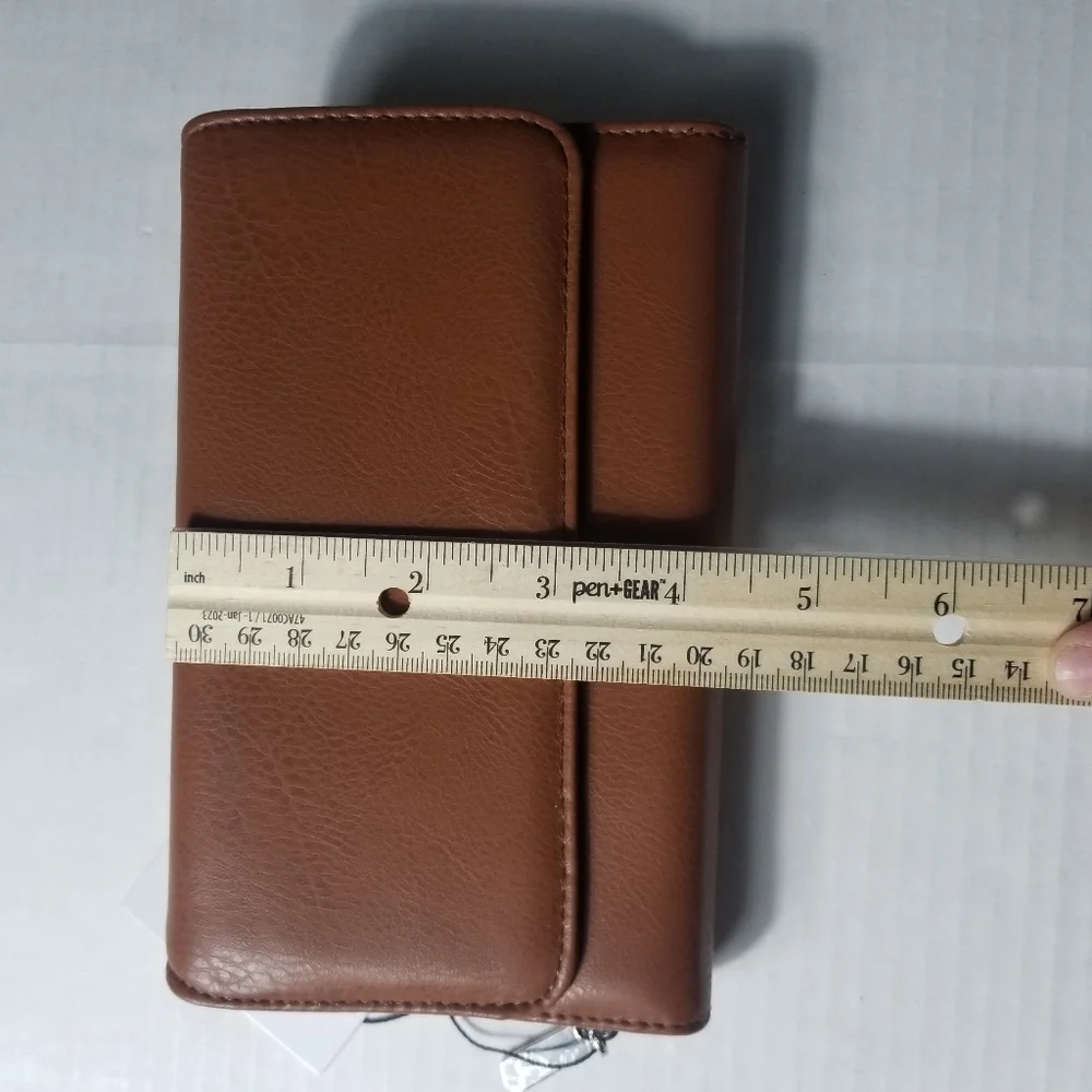 NWT KOHL'S BROWN WALLET